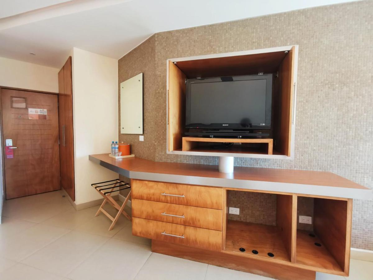 Artisan Playa Esmeralda Family Beach Hotel Playa Chachalacas Extérieur photo
