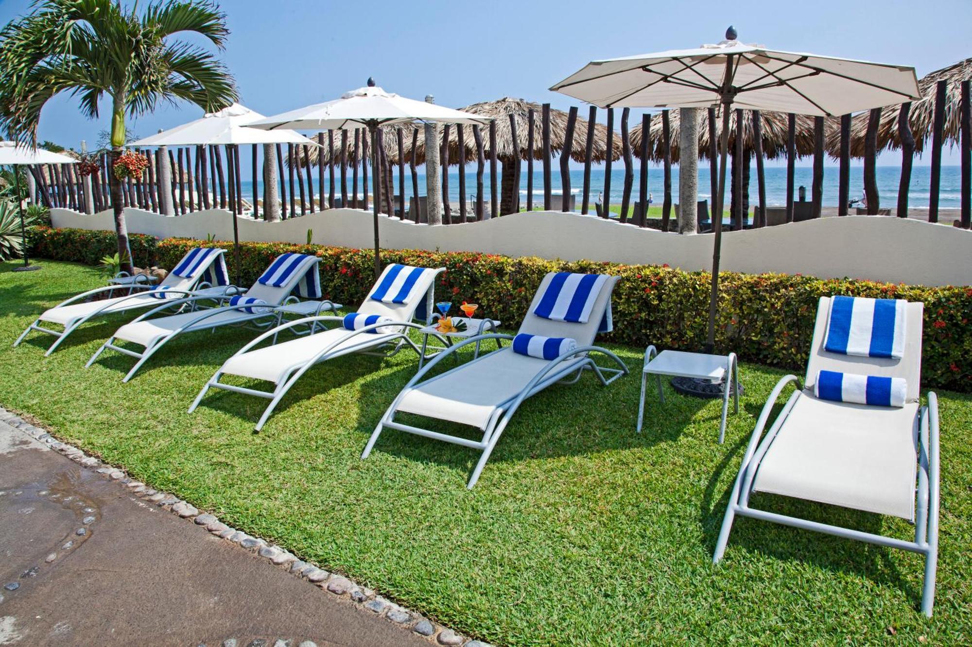 Artisan Playa Esmeralda Family Beach Hotel Playa Chachalacas Extérieur photo